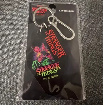 스트레인저 씽스 쓰리코인즈 3coins 키링