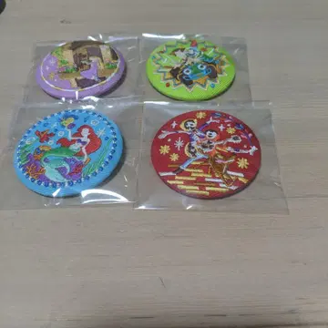 디즈니 캐릭터 자수 핀 배지