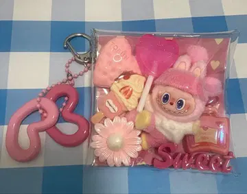 가챠 채워넣은 듯한 파우치 핑크