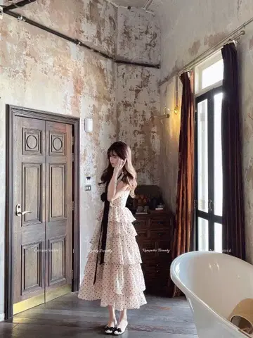 택 포함 CreamySweet 도트 무늬 프릴 슬리브리스 원피스 핑크