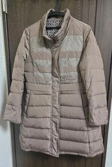 베이지 다운 롱 코트