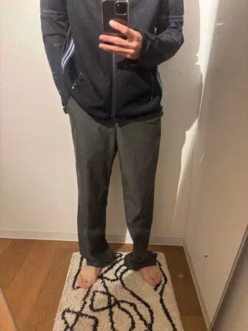 캘빈클라인 그레이 나일론 팬츠