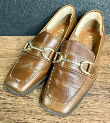 다이애나 DIANA 브라운 가죽 로퍼