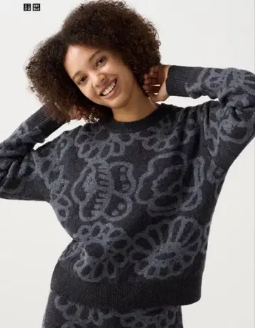 새상품 유니클로 마리메꼬 라무 크루넥 스웨터 XL 블랙