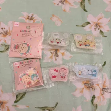 코지코지 아크릴 스탠드 배치 패치 산리오 후랏토 하사문데스.