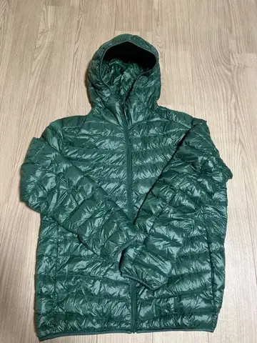 UNIQLO 다크 그린 다운 자켓 XL