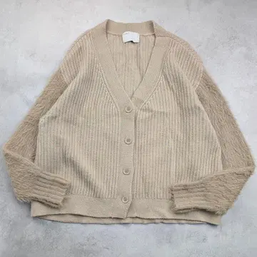 NOBLE 노블 캐시미어 혼방 가디건 베이지 이소재 절개