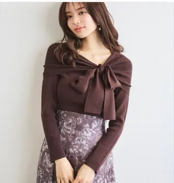 LILLIANCARAT 새상품 리리안캐럿 2WAY 오프숄더 리본 니트