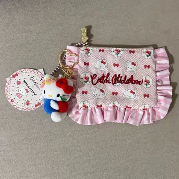 캐스키드슨 헬로키티 티슈 파우치 & 참 세트