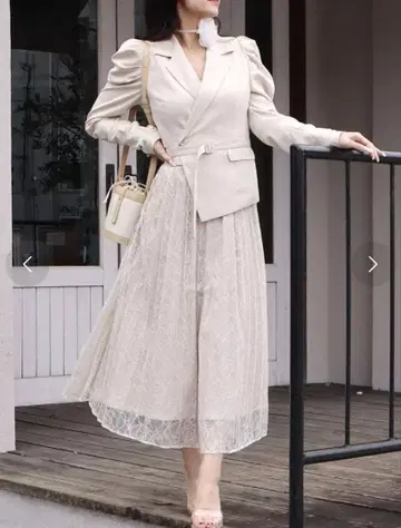 레이스 플리츠 자켓 원피스 베이지