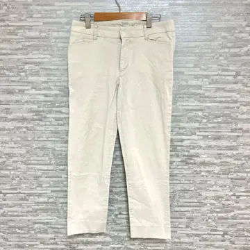 잇츠 인터내셔널 M 베이지 팬츠 크롭 깔끔 캐주얼