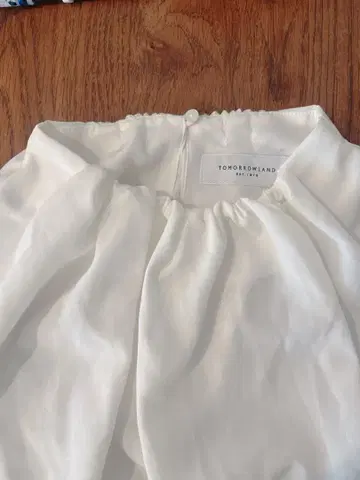 [ TOMORROWLAND ] 블라우스 size36 새상품급