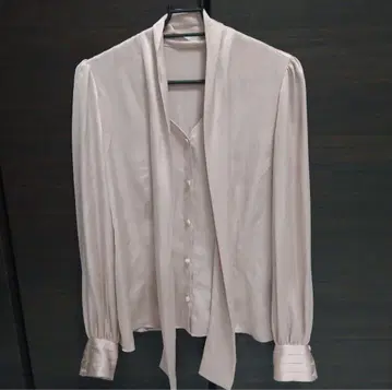 아나이 블라우스