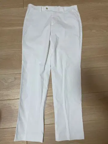 유니클로 감동 팬츠 화이트 흰색 골프