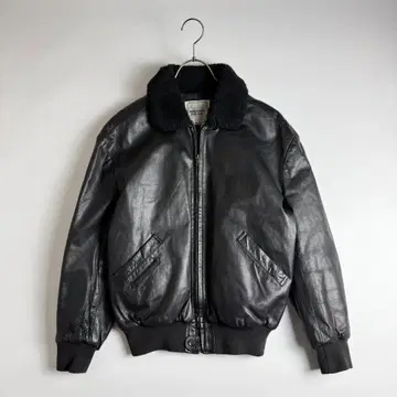 새상품급 마드모아젤 논논 보아넥 가죽 플라이트 자켓 G-1 블랙