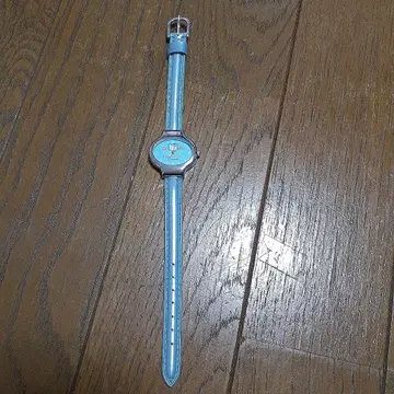 초 파격 가격 인하, 헬로키티 아날로그 시계 스카이블루