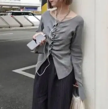 [ 익명 배송 ] 새상품 Kastane 프론트 개더 니트 가디건 카스타네