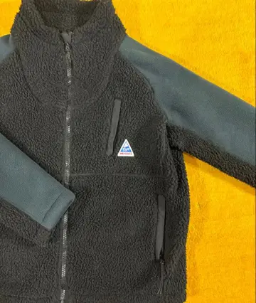 CapeHEIGHTS 보아 플리스 자켓 블랙 x 올리브