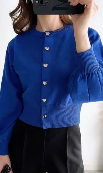&.NOSTALGIA 하트 단추 니트 가디건