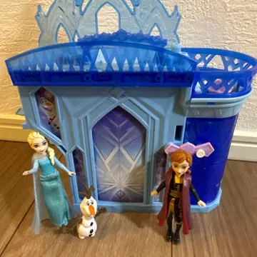 겨울왕국 엘사와 얼음 성 세트 미니 인형 포함