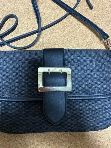 블랙 숄더백 합성섬유