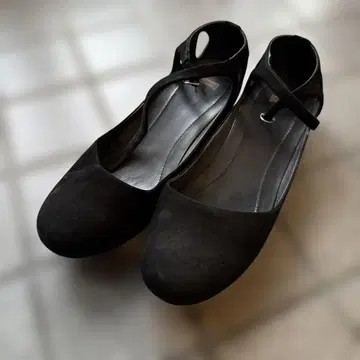 캠퍼 38 블랙 오픈토 앵클 스트랩 슈즈