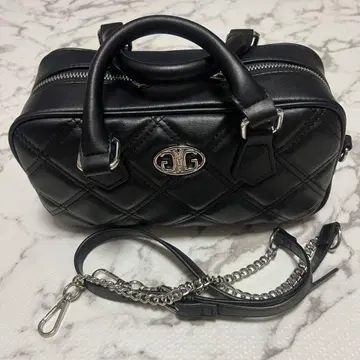 GYDA 블랙 퀼팅 숄더백