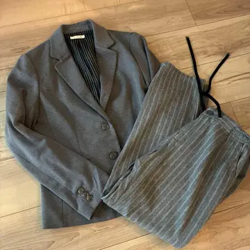 index 그레이 스트라이프 셋업 3종 세트 L 가을/겨울