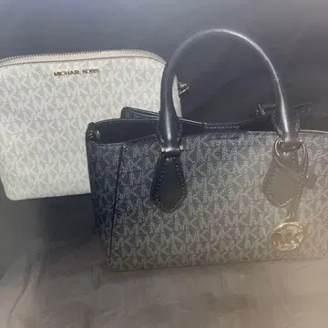 MICHAEL KORS 블랙 미니 핸드백 2세트