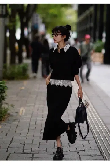 레이스 칼라 맨투맨 셋업