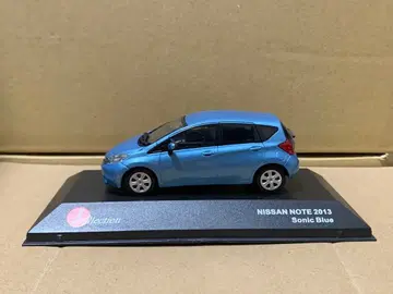 교쇼 닛산 노트 모델카