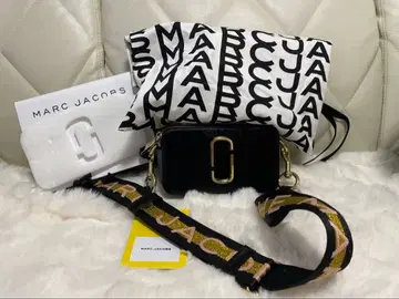 컨디션 최상! MARC JACOBS 블랙 숄더백