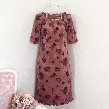 레스트로즈 벨로아 원피스