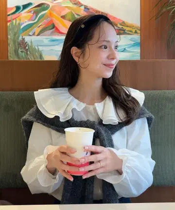 새상품 flower 야기 셀렉 프릴 블라우스