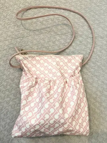 [새상품급] 게라르디니 숄더백 소프티 세로형 사코슈