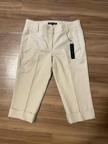 새상품 띠어리 크롭 팬츠 사이즈 2 M