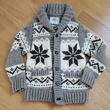 수입 니트 카우친