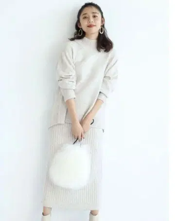 발송 오늘까지! 저스길리티 하이넥 니트 셋업