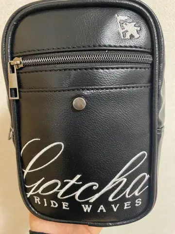 Gotcha 일본 한정판 숄더백 블랙