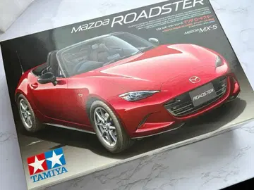 타미야 마쓰다 로드스터 1/24 프라모델