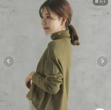 어반 리서치 ROSSO 홀 디자인 터틀 니트 골드