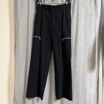 베이크루즈 spick&span 턱입은 스트레이트 팬츠 36 사이즈