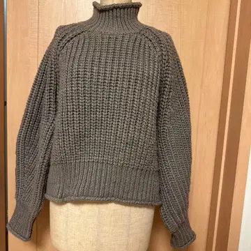 H&M 그레이 터틀넥 니트 스웨터
