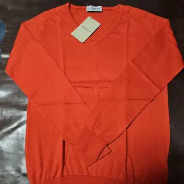 JOHN SMEDLEY 하이 게이지 V 니트