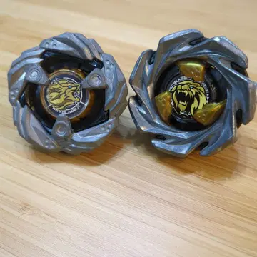 레온 클로, 레온 크레스트 베이블레이드 X