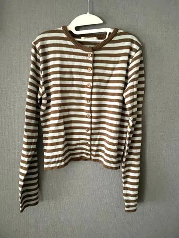 NUGU FERICE 보더 가디건