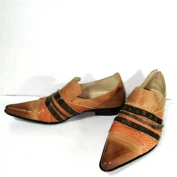 토네이도 마트 로퍼 슬립온