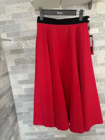 르네 rene 플레어 스커트