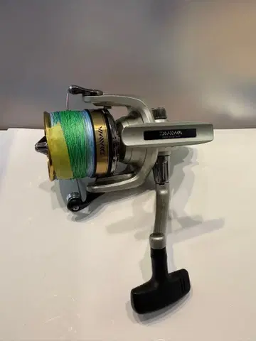 DAIWA FINE SURF35 가는 실