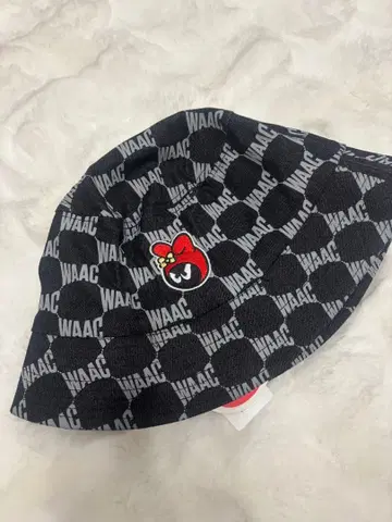 WAAC 버킷햇 택 포함 새상품 마이멜로디 콜라보